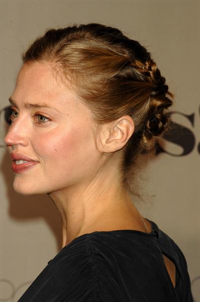 Estella Warren