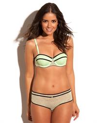 Carla Ossa in lingerie