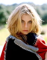 Angela Lindvall
