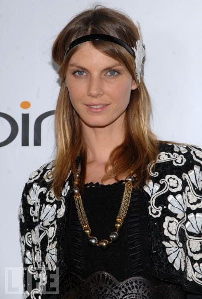 Angela Lindvall