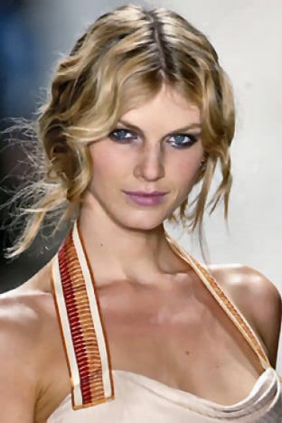 Angela Lindvall