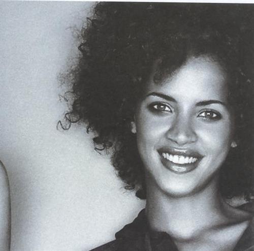 Noémie Lenoir