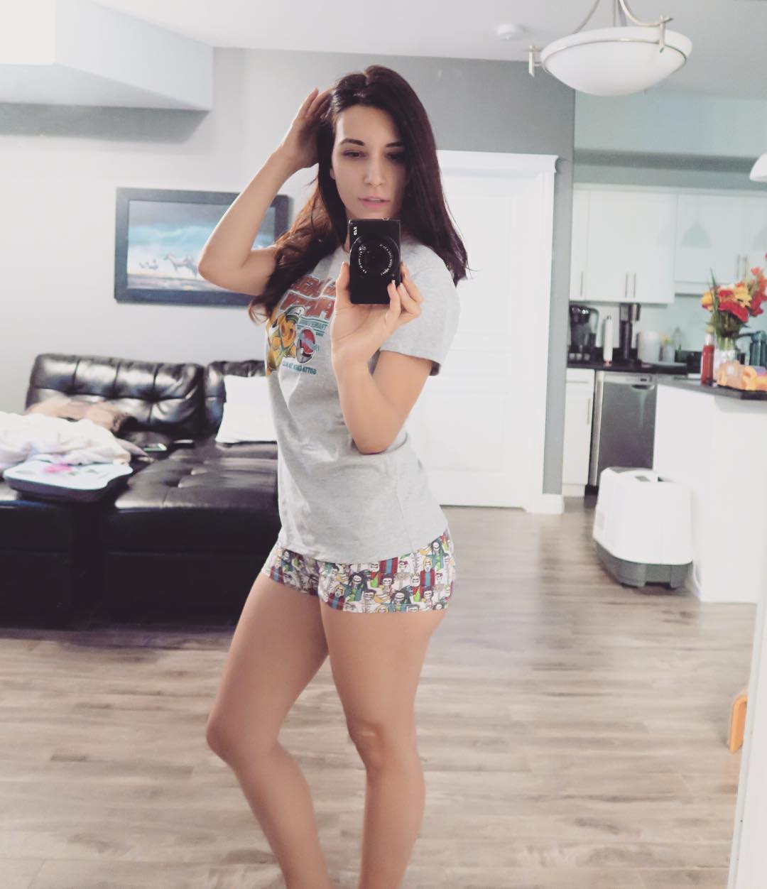 Alinity горячие фото