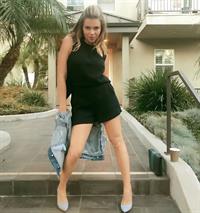 Lauren Sivan Pictures Lauren Sivan