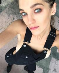 Samantha Gradoville taking a selfie