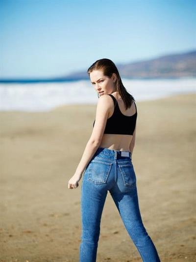 Chandler Bailey - ass