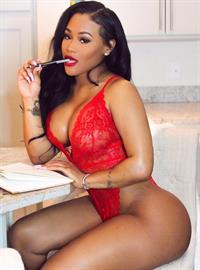 Lira Mercer in lingerie