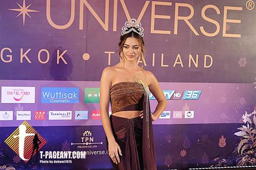 Demi-Leigh Nel-Peters