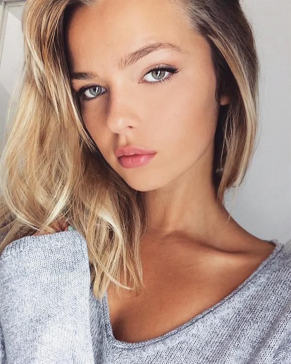 Lexie Elston
