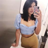 Sydnee Goodman taking a selfie