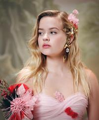 Ava Phillippe