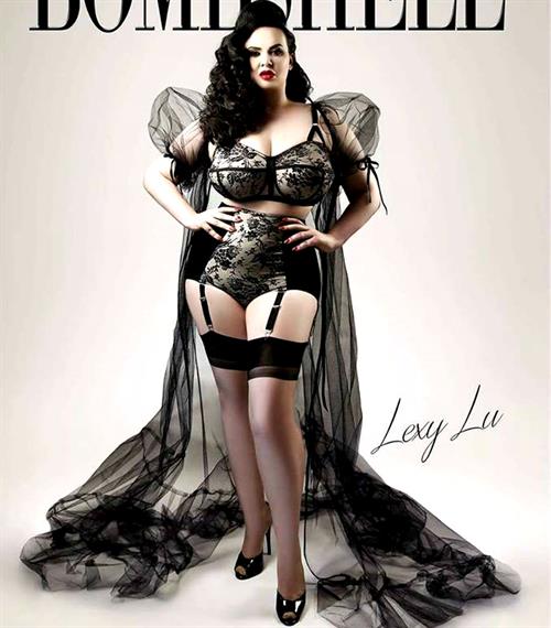 Lexy Lu in lingerie