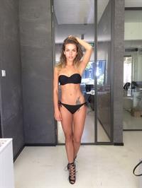 Sara Draguleva Bikini Pictures Sara Draguleva in a bikini