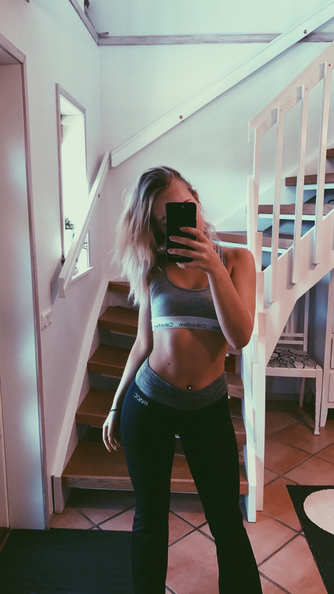 Stina Jonsson taking a selfie