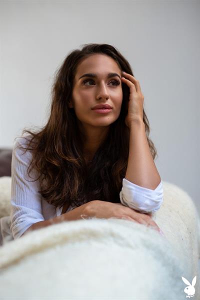 Nicole Winter in a Shirt