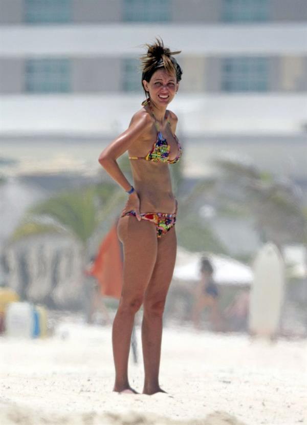 Patricia Zavala sexy ass in a bikini seen at the beach by paparazzi.




