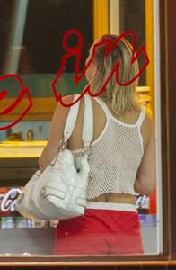 Kate Hudson looking sexy in a bikini top seen by paparazzi.


















