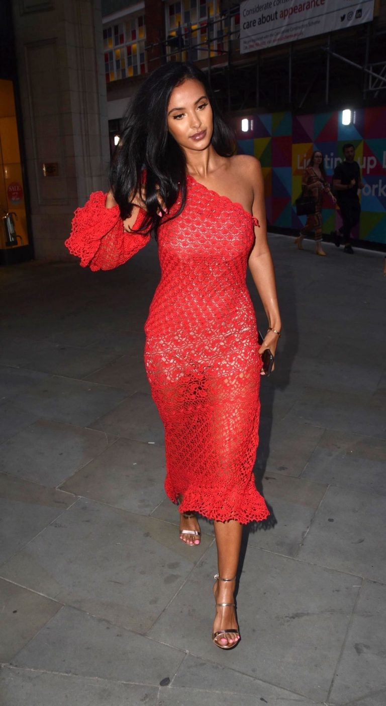 Maya Jama sexy ass in a see through dress seen by paparazzi.
















