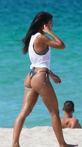 Yovanna Ventura sexy ass in a thong bikini at the beach seen by paparazzi she is Justin Bieber's ex.


