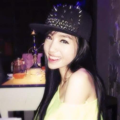 Elly Tran Ha Pictures Elly Tran Ha