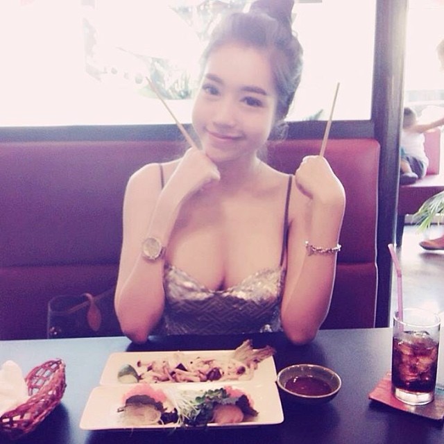 Elly Tran Ha Pictures Elly Tran Ha