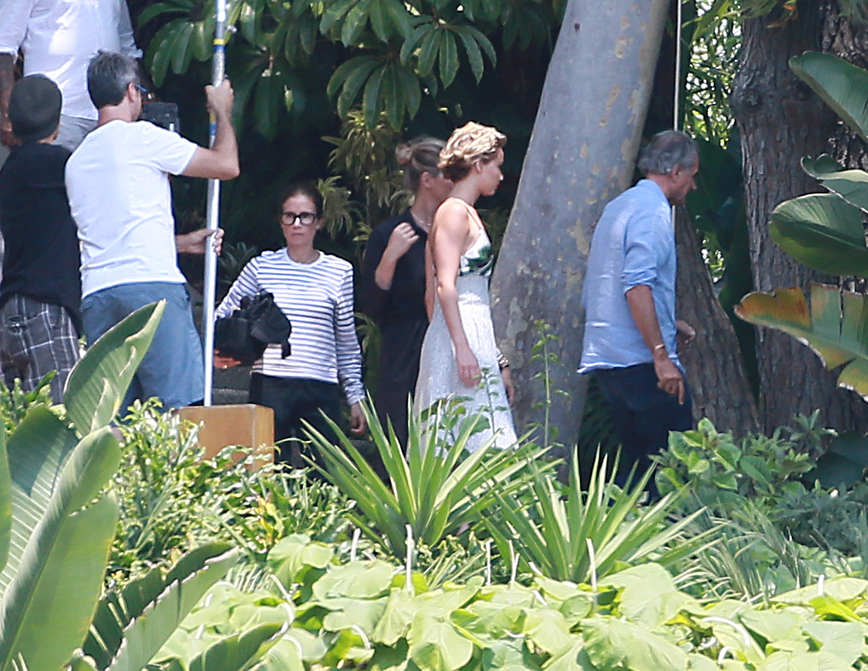 Jennifer Lawrence on Hunger Games set