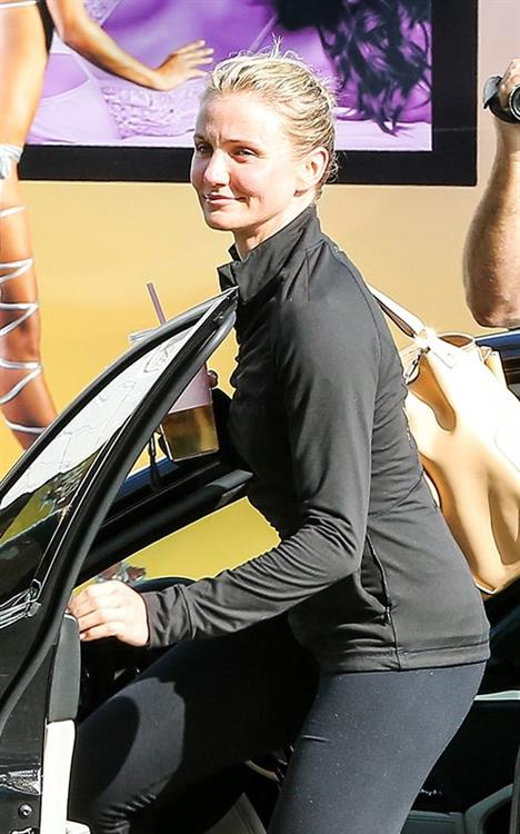 Cameron Diaz in Yoga Pants