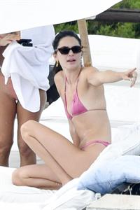 Kendall Jenner with Kourtney Kardashian sexy asses in thong bikinis seen by paparazzi.

