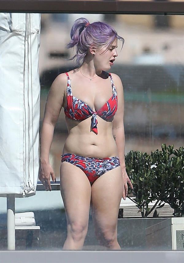 Kelly Osbourne in a bikini