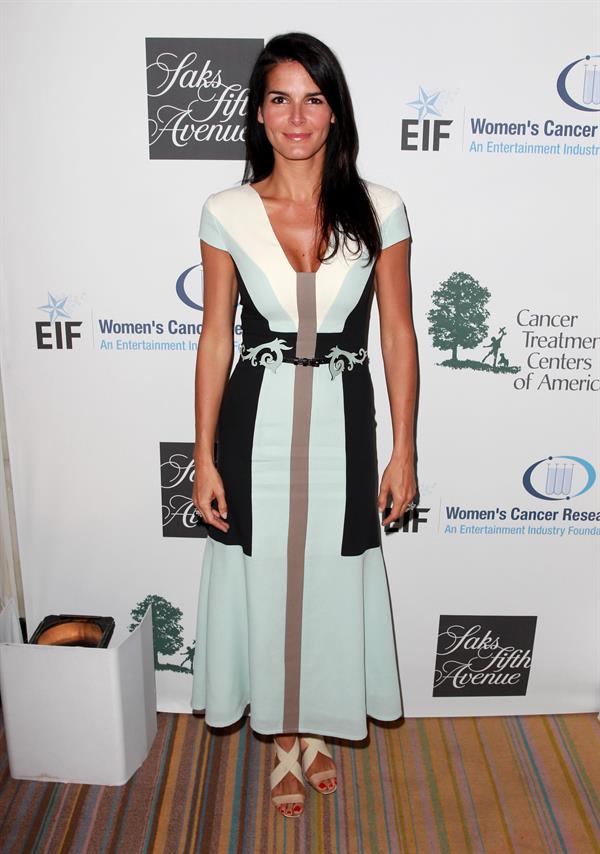 Angie Harmon