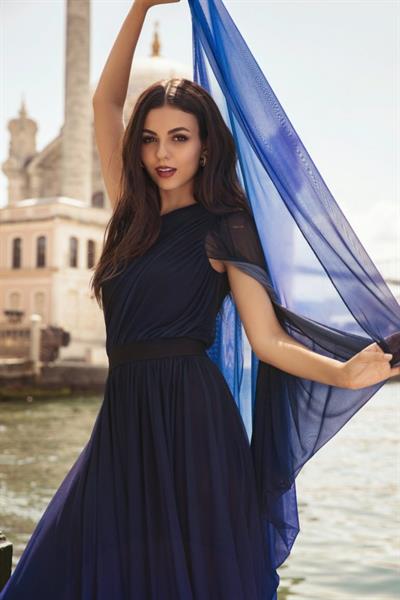 Victoria Justice sexy new photo shoot for Modeliste Magazine.









