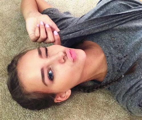 Rachel Cook taking a selfie