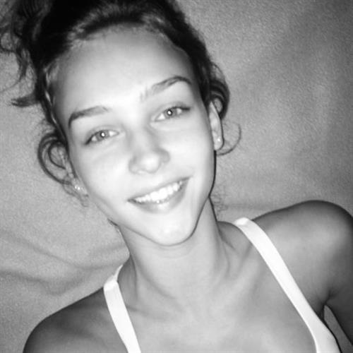 Rachel Cook taking a selfie