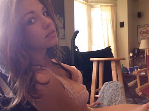 Jessica Ashley in lingerie taking a selfie