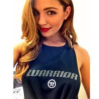 Jessica Ashley taking a selfie