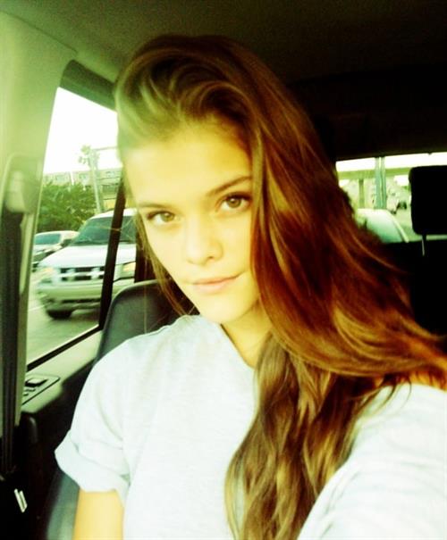 Nina Agdal taking a selfie