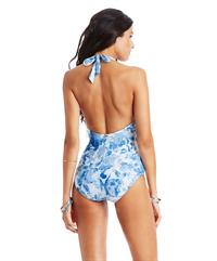 Gio Ott in a bikini - ass