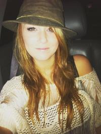 Leanna Decker taking a selfie