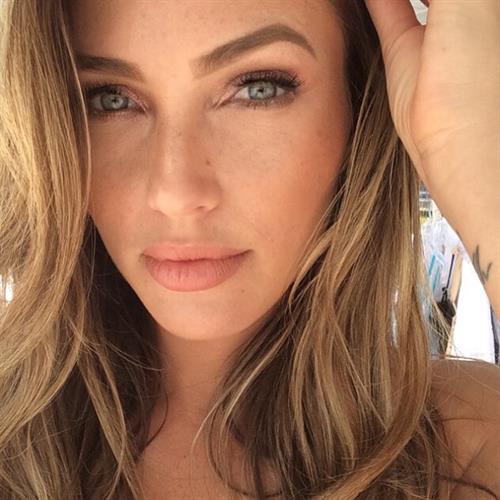 Simone Villas Boas taking a selfie