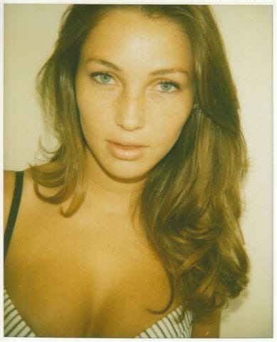 Simone Villas Boas in lingerie