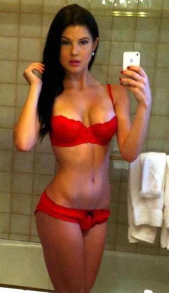 Amanda Cerny in lingerie taking a selfie