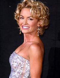 Kelly Carlson