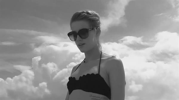 Amber Heard in a bikini