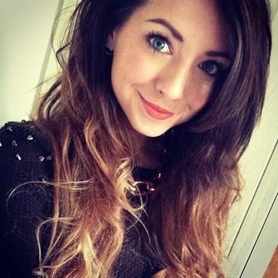 Zoe Sugg