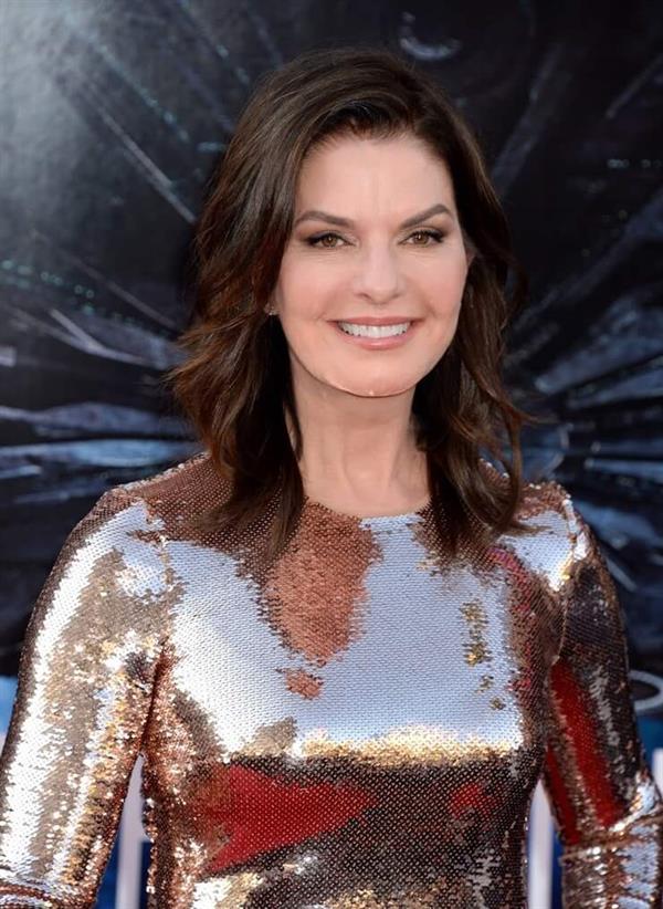 Sela Ward