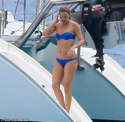 Kate Hudson in a bikini