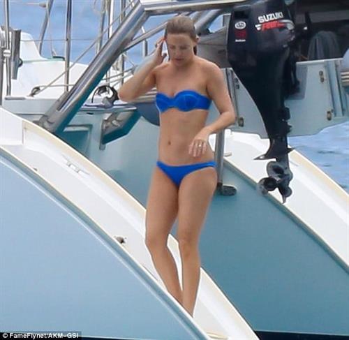 Kate Hudson in a bikini