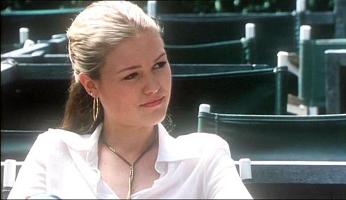 Julia Stiles