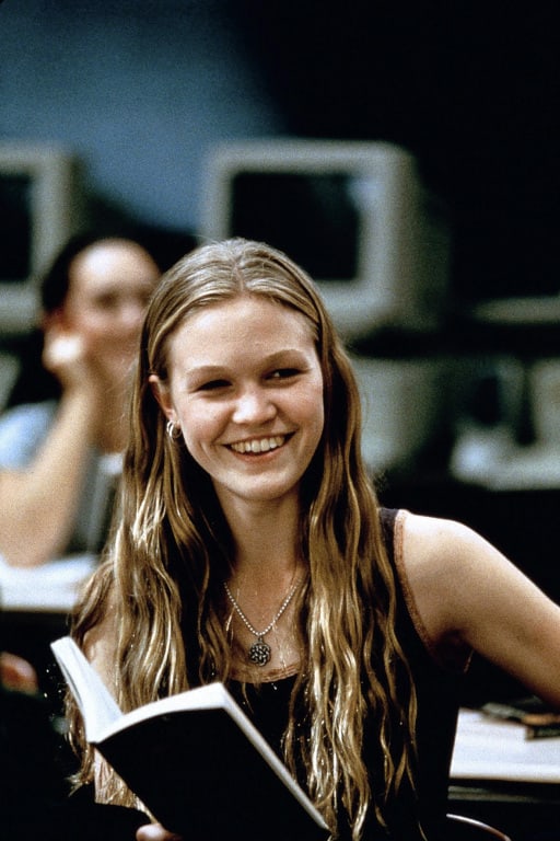 Julia Stiles