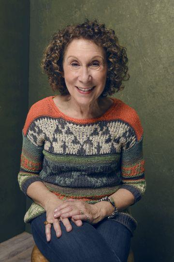 Rhea Perlman